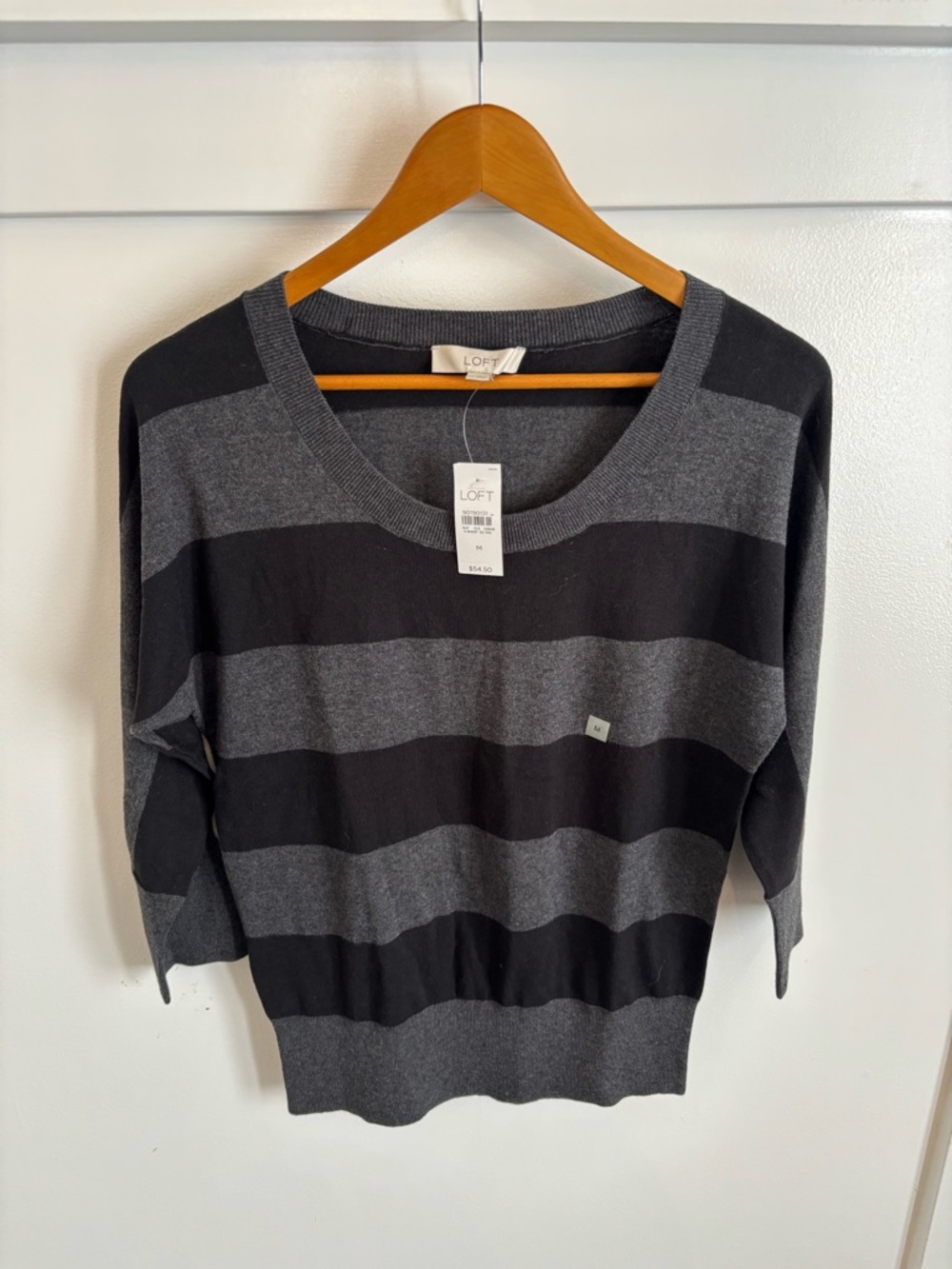 NWT LOFT Black and Gray Striped Scoop Neck 3/4 Sleeve Sweater, Sz M